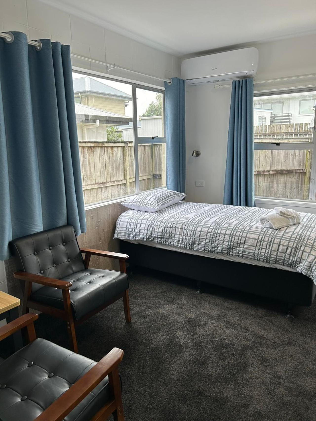 Avon Apartments Hamilton Extérieur photo