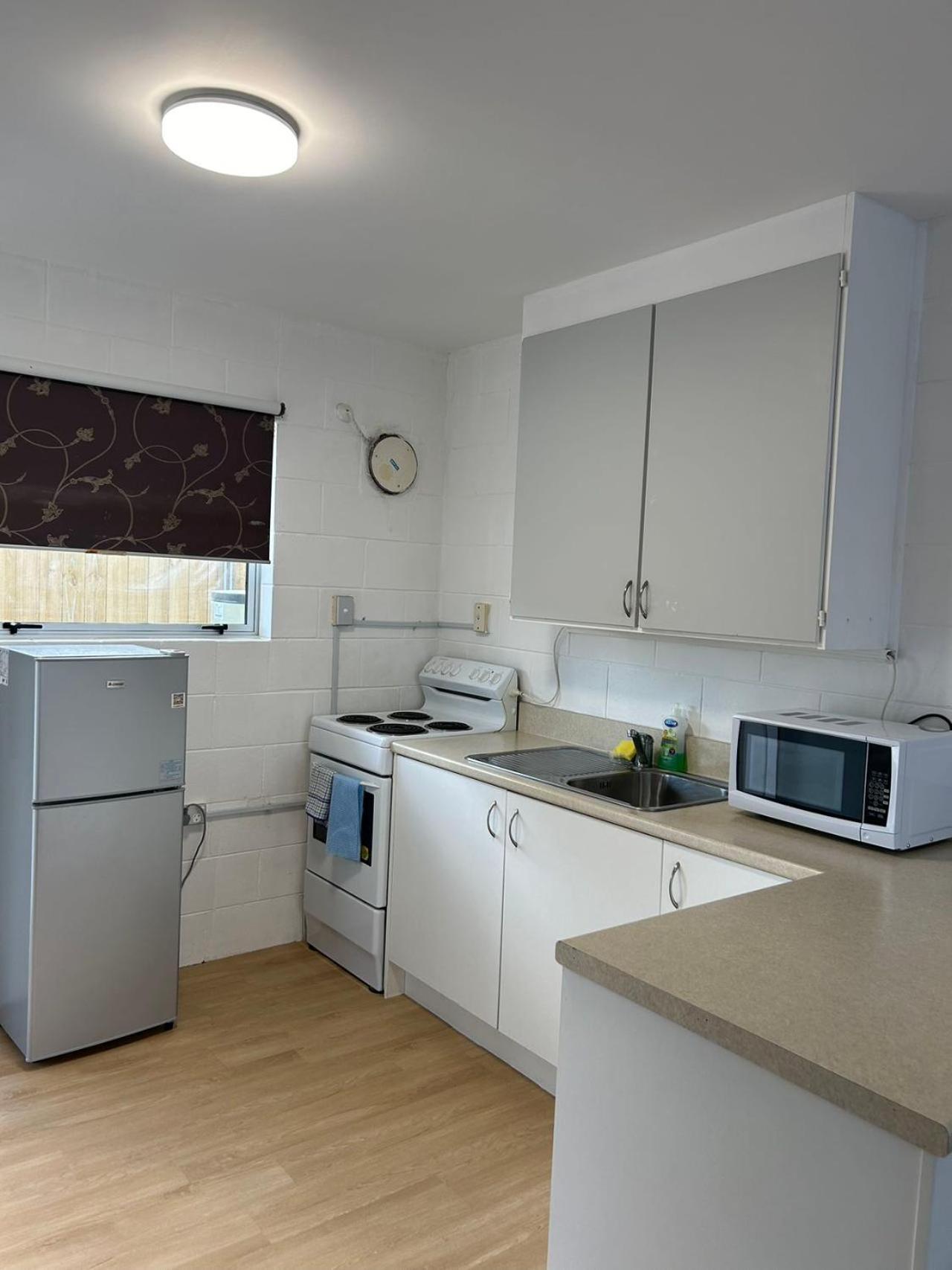 Avon Apartments Hamilton Extérieur photo