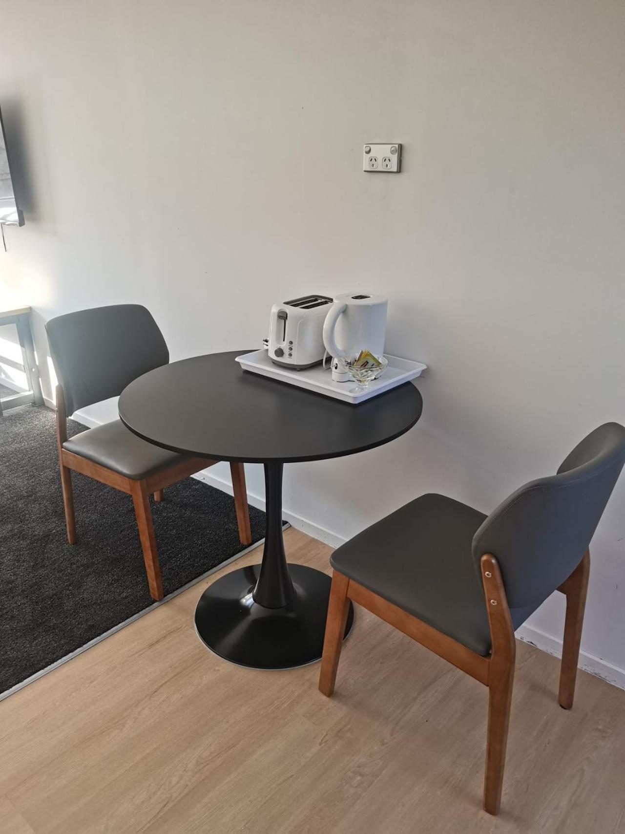 Avon Apartments Hamilton Extérieur photo