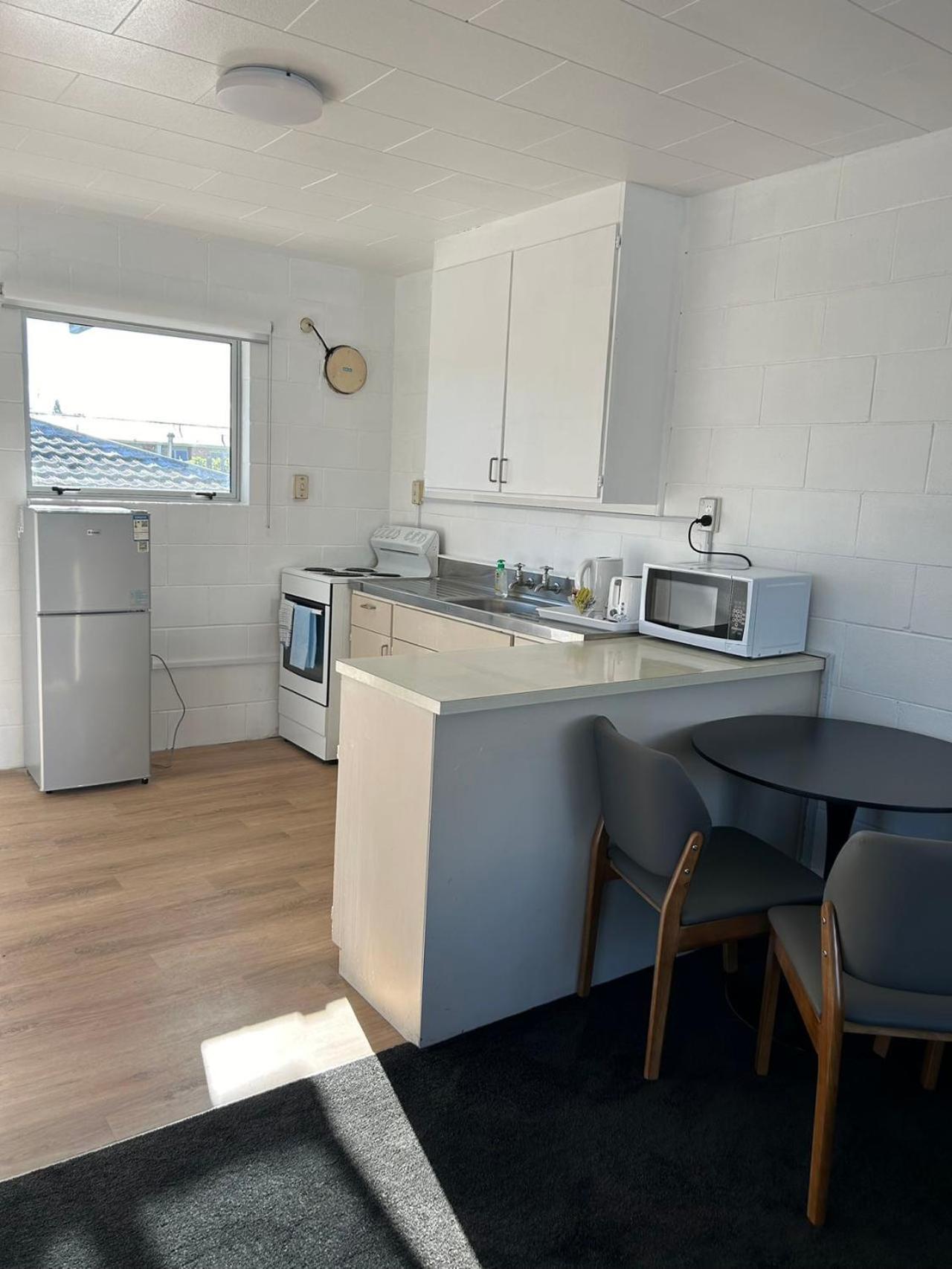 Avon Apartments Hamilton Extérieur photo
